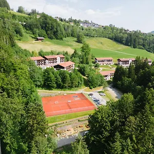 4* Hotel Mondi Und
